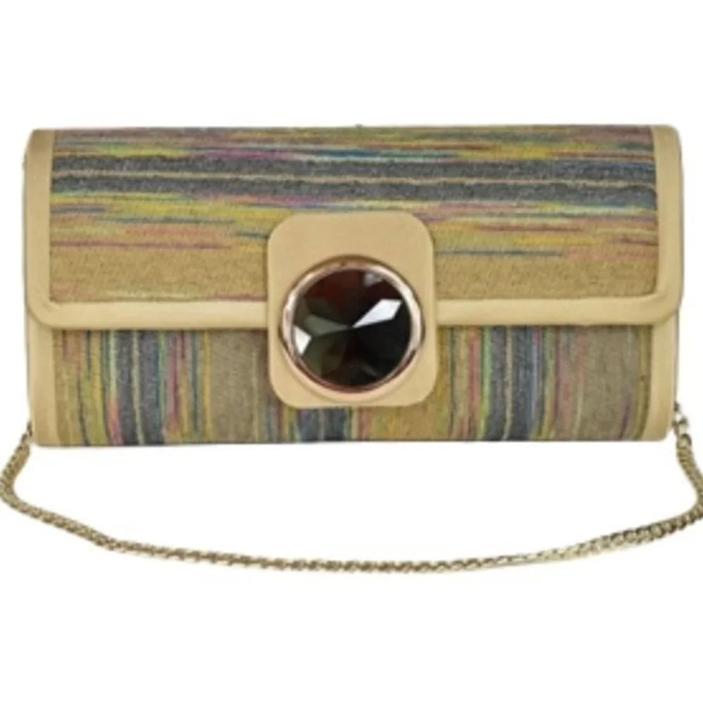 NWT BellaKiara HP Jan 5 clutch with shoulder chain